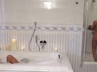Sweet Dark-haired Lezzies Love Good Fucking In The Bathtub